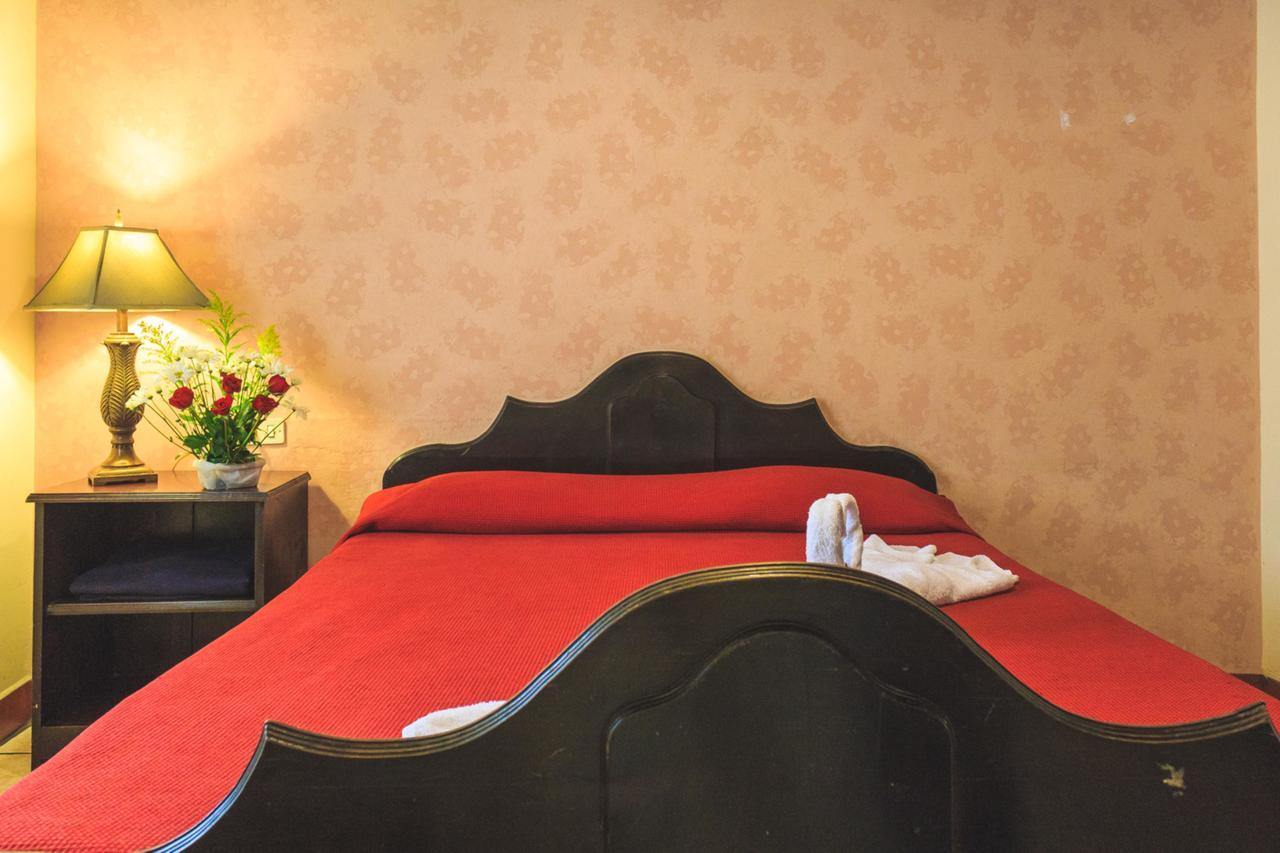 אנטיגואה גואטמלה Hotel Casa Santa Lucia מראה חיצוני תמונה