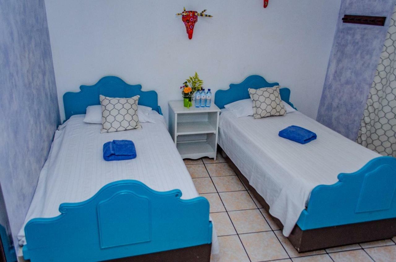 אנטיגואה גואטמלה Hotel Casa Santa Lucia מראה חיצוני תמונה